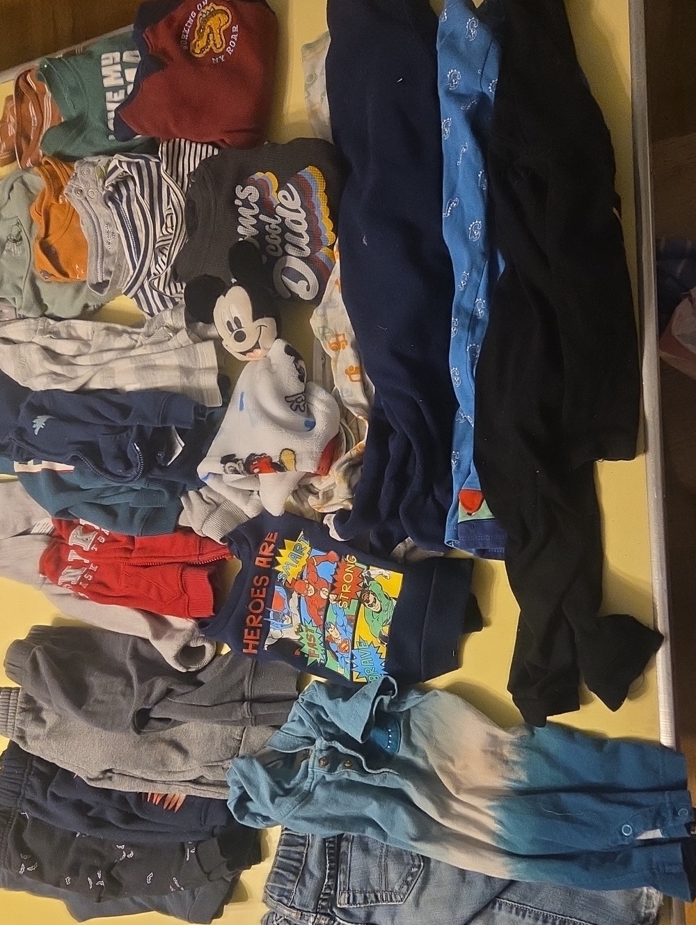 30 Pieces Boys 12-18 Month Clothing Lot